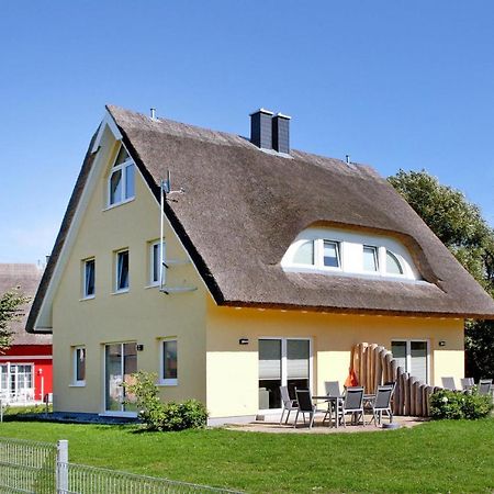 Reetdachhaus Lotte Mit Sauna Und Kaminofen Am Yachthafen In Vieregge Exterior photo